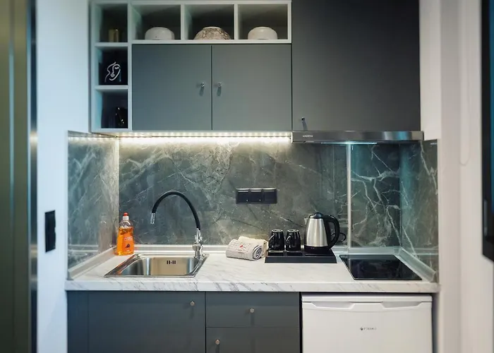 Gazde/Camere de închiriat Aktaia Fresh