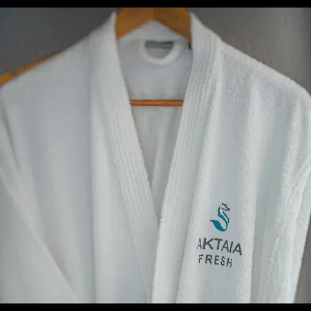 Aktaia Fresh Gazde/Camere de închiriat Órmos Prínou